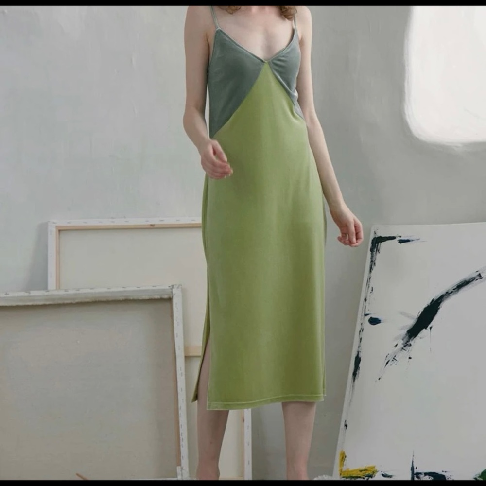 MOTF green velvet dress
